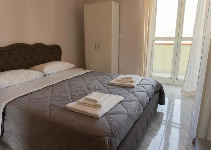 住宿加早餐酒店 Sardes